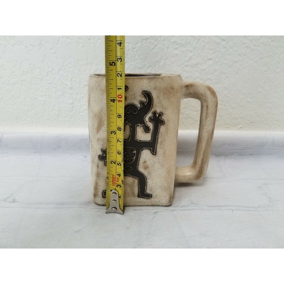 Mara Stoneware 12-Ounce Mug Brown/Tan Petroglyph Figure-Square Base - Picture 2 of 10